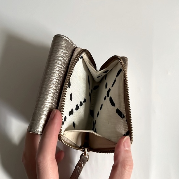 Kate Spade Wallet ♠️ - Picture 3 of 10